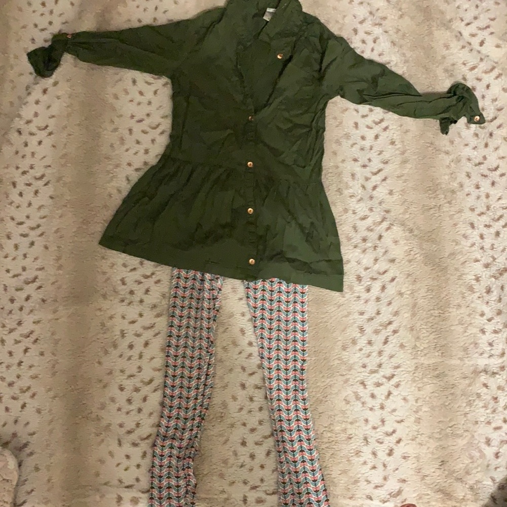 Girls Carter’s set
